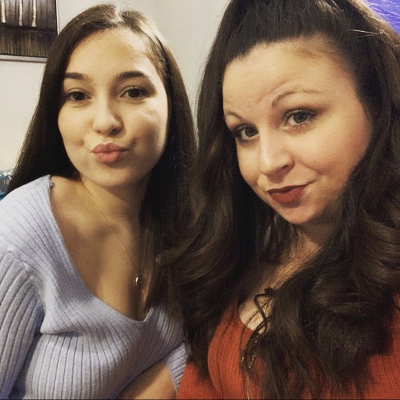 Meet your Posher, Tynisha - Picture 1 of 1